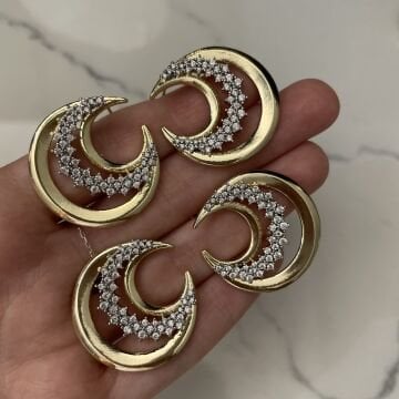 İthal Taş Detaylı Tasarım Ay Küpe