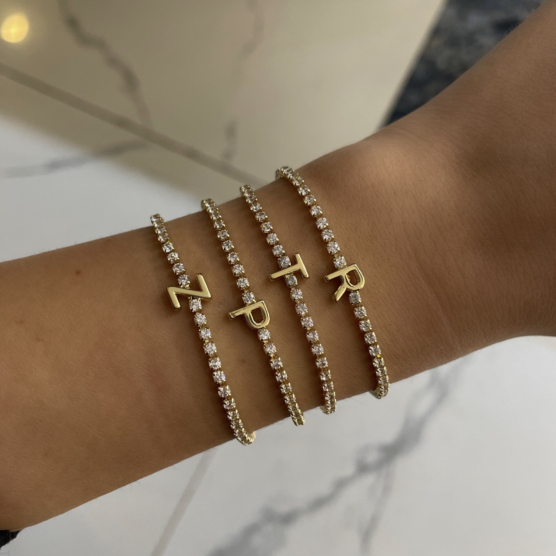 Harfli Su Yolu Bileklik