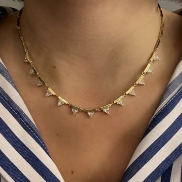 925 Ayar Gümüş İthal Üçgen Taşlı Tasarım Kolye Anita