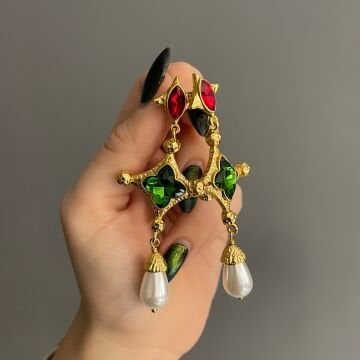 Zümrüt Ve Yakut Taşlı İnci Tasarım Küpe Diane