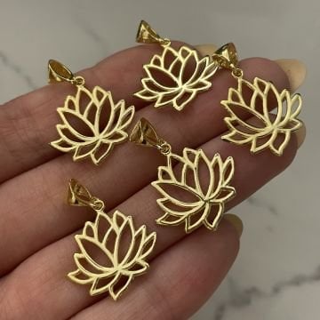 925 Ayar Gümüş Lotus Çiçeği Kolye Ucu Flowa