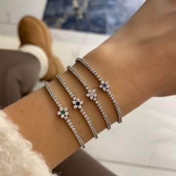 925 Ayar Gümüş İthal Çiçek Motifli Su Yolu Bileklik Lucilla